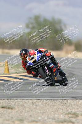 media/Oct-02-2025-Racers Edge (Thu) [[2c91cb6ab3]]/2-A Group/Session 3-Turn 7 (1130am)/